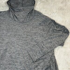 Nike Sweatshirt Top Women 1X Grey Cowl Neck Pullover Dri Fit Lightweight